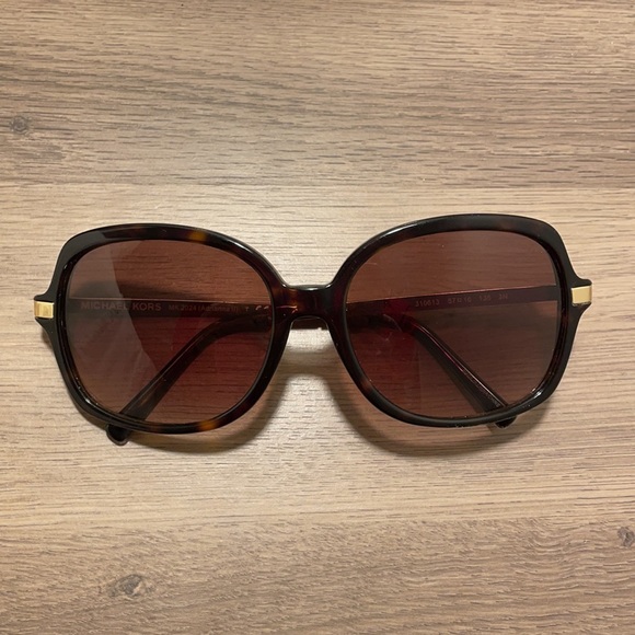 Michael Kors Adrianna II Sunglasses in Tortoise